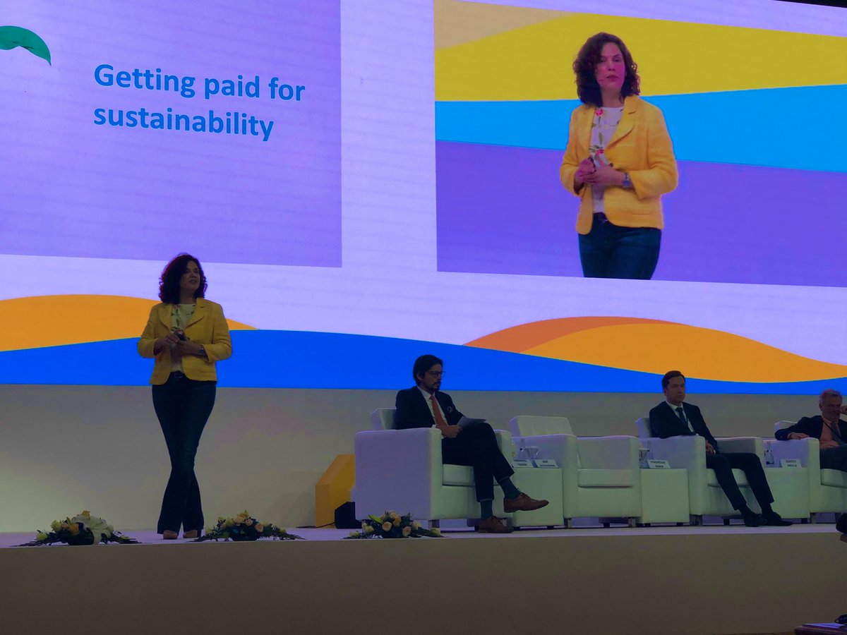 UAE Makes tweet media