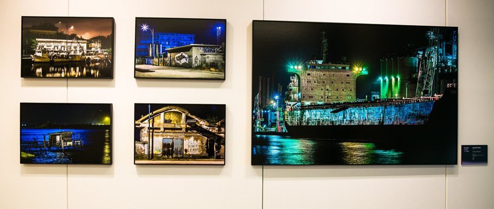FondazioneDZ's tweet photo. #LucreziaRoda #inostriartisti #gradazionidiluce #focus1
ha fotografato il Polo Chimico di Ferrara e il Porto di Ravenna e punta sull’intensità di immagini singole in cui ogni fotografia trasforma il #paesaggioindustriale in un universo quasi surreale e misterioso
#DZEngineering https://t.co/CBWEa5OKef