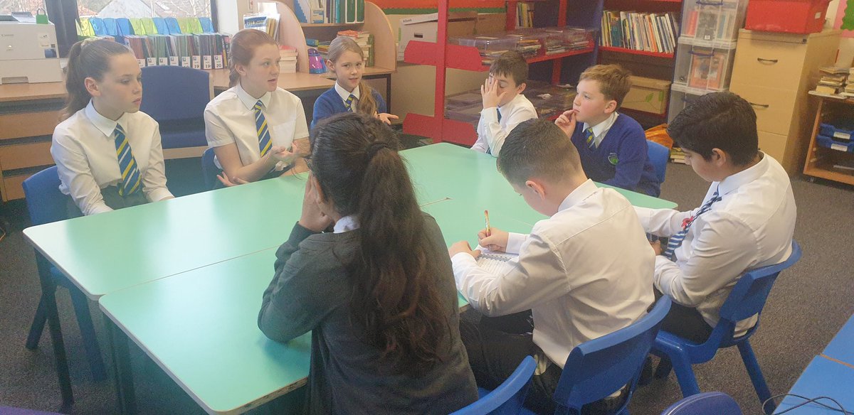P7Calderwood's tweet photo. Thank you P7 @HillviewERC for showing us how #DIYclassroom works in your class and spending time answering our questions. You gave us lots of great advice and feedback to take back to our school. #sharinggoodpractice https://t.co/U4Vk6TzgrU