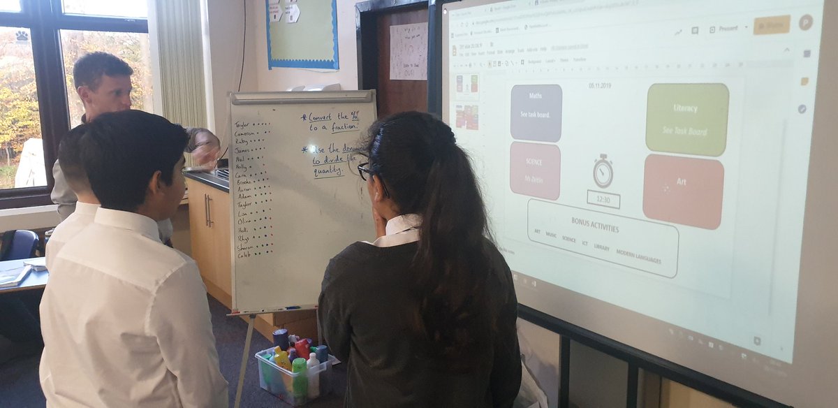 P7Calderwood's tweet photo. Thank you P7 @HillviewERC for showing us how #DIYclassroom works in your class and spending time answering our questions. You gave us lots of great advice and feedback to take back to our school. #sharinggoodpractice https://t.co/U4Vk6TzgrU