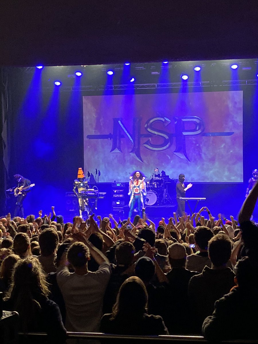Frostylva's tweet photo. Thank you, @ninjasexparty, for an amazing show last night! #rockfuck https://t.co/3DeboxUuLz