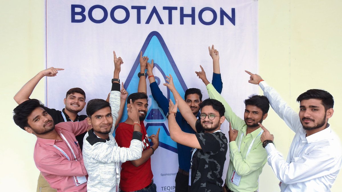 VLABSIITB's tweet photo. The excitement level with the participating students .. stay tuned to feel the vibe of #BOOTAHTON #Vlabs #VirtualLabs #iitdelhi #iitbombay #iitkanpur #iiitb #MHRD #TEQIP https://t.co/9INKW7g67e