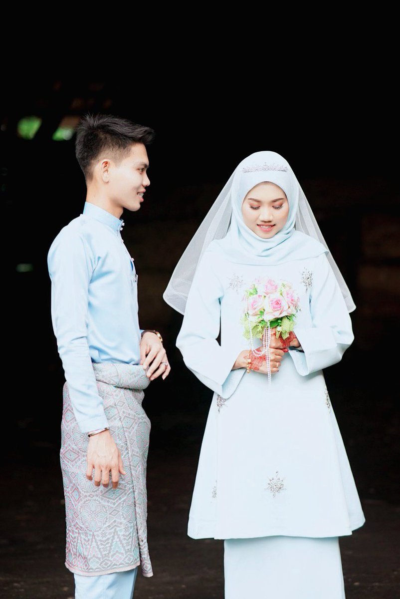 HuzairieYahya96's tweet photo. Shoot engaged tanpa bersentuhan 😍💐
Still boleh nampak kemanisan tu bersama #HuzairieXShamira https://t.co/b2xpYCwA2x