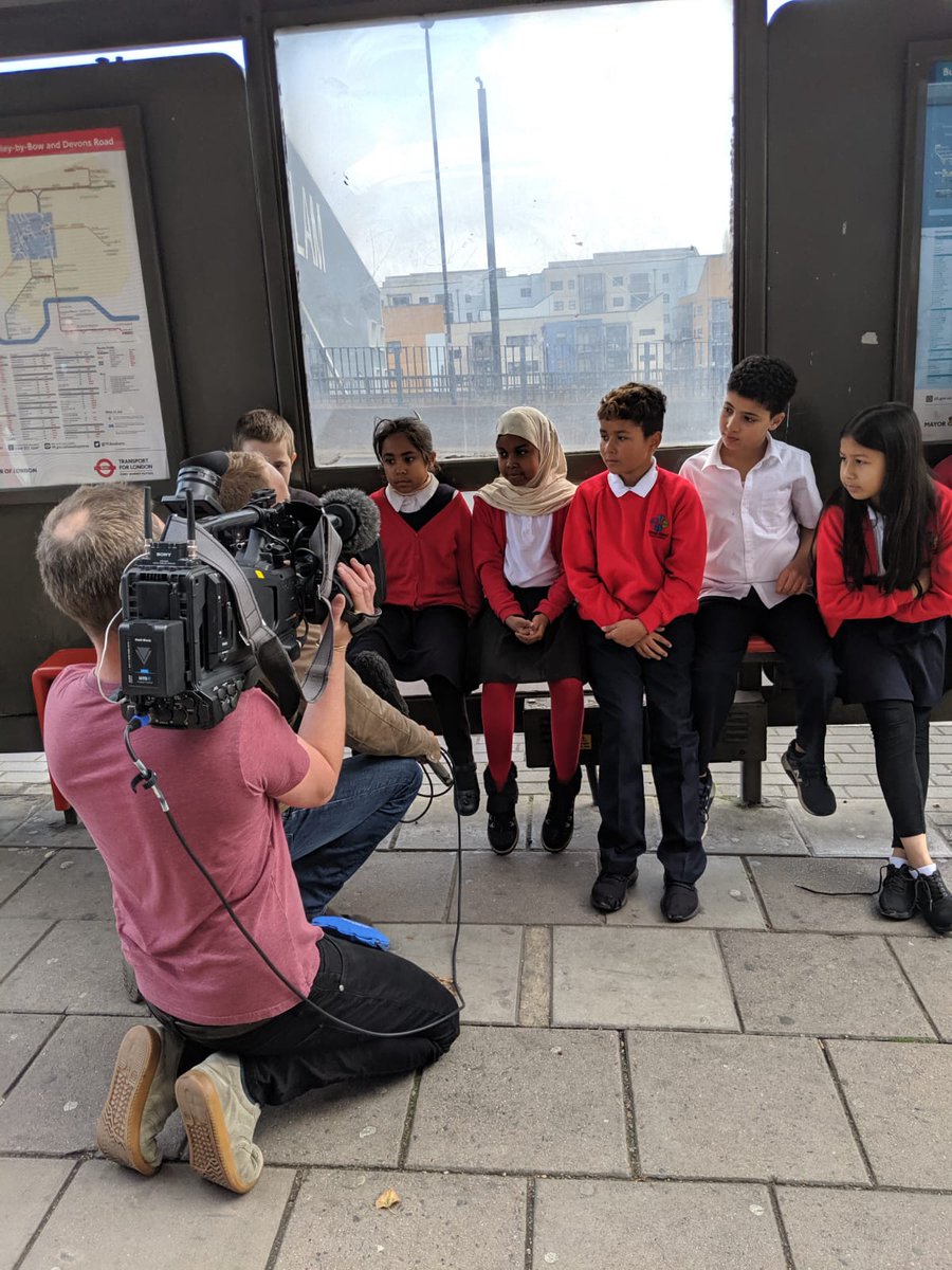 Omg! <a href="/BBCNews/">BBC News (UK)</a> is here to film our brilliant air stewards! 

6,500 schools in the UK are in areas where #AirPollution exceeds <a href="/WHO/">World Health Organization (WHO)</a> limits.

We're in Bromley by Bow today raising awareness and calling for urgent action to get solutions in place.

These kids deserve better ✊😷