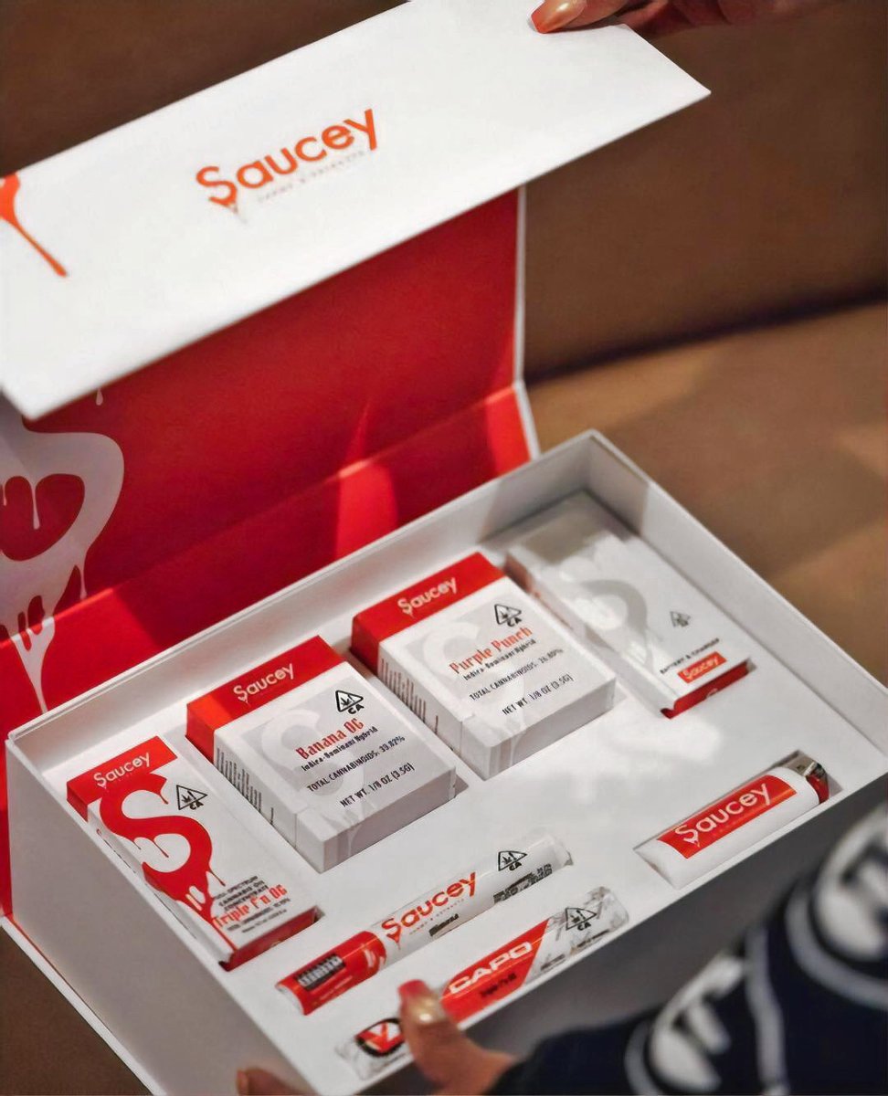 sauceyextracts's tweet photo. 𝗦𝗮𝘂𝗰𝗲𝘆 𝗩𝗜𝗣 𝗦𝘂𝗿𝘃𝗶𝘃𝗮𝗹 𝗞𝗶𝘁 💧 #thedripisreal #followthedrip #respectthedrip #capoblunts #capoblunt #capos #elcapo #saucey #sauceyextracts #sauceyfarms #sauceyex #hollyweed #laweed #lacannabis https://t.co/U7K0WGAH7M