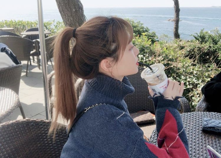 lowqltyura's tweet photo. HAPPY YURA DAY!!!!!!!! i'm still very SORRY for being inac on this acc and on @yuraloops :( but it doesn't change my love for yura and girl's day! please, @Girls_Day_Yura, stay healthy and happy, i love you!🤍🪐 https://t.co/DUx1PthaoY