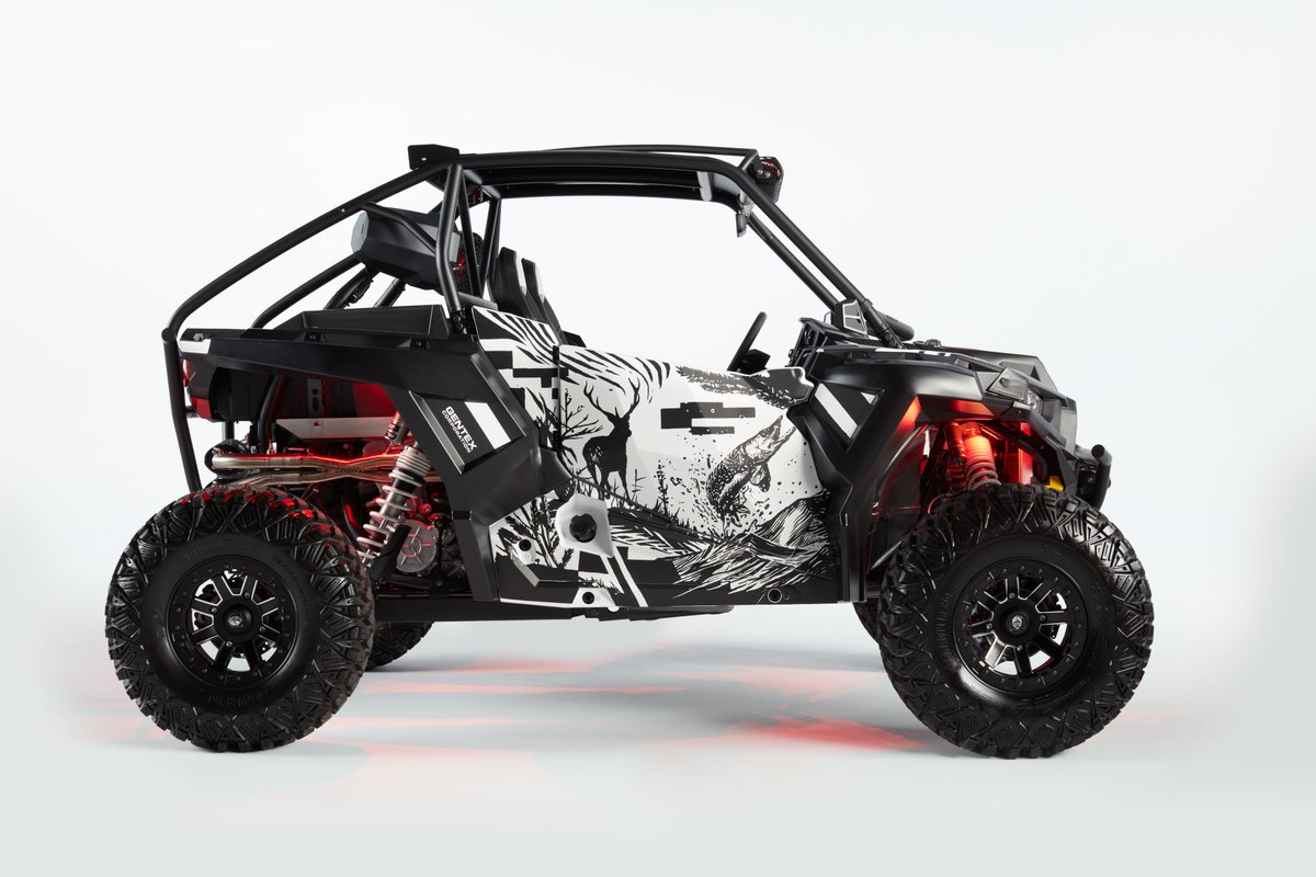 GentexCorp's tweet photo. If you love off-roading, stop by the #Gentex booth @SEMASHOW. This Polaris #RZR features a SmartBeam controlled light bar, R-Series #FDM, and a #Michigan-themed Wrap. Plus, our heavily modified Chevy Colorado with more enhanced tech this year! #sema2019 #technology #automotive https://t.co/anPapR65am