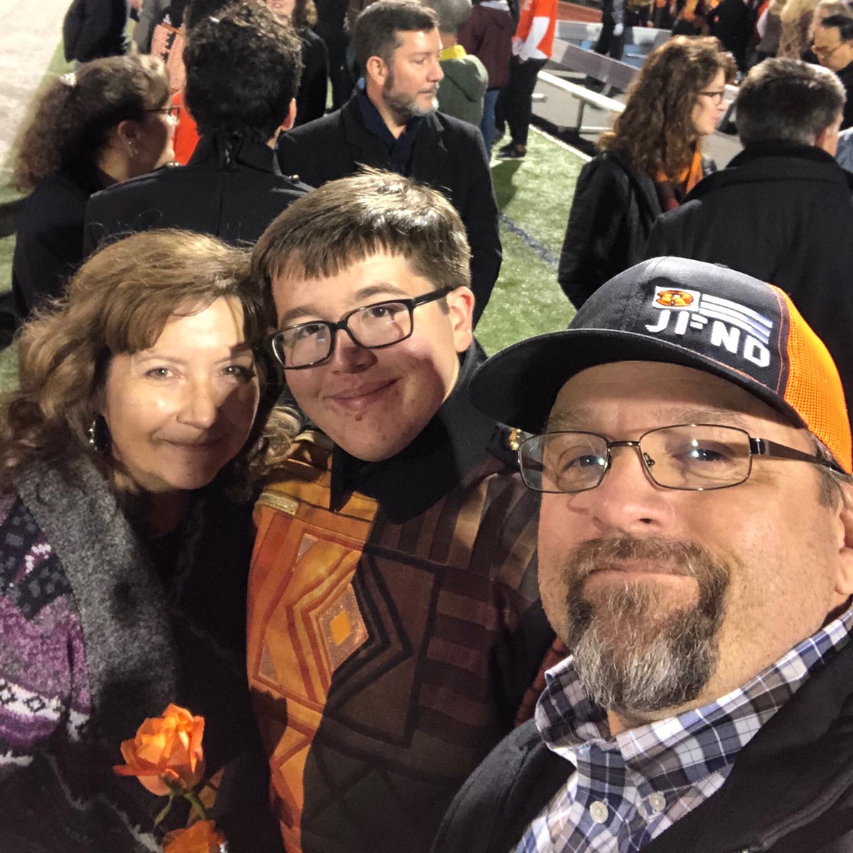 bailey327's tweet photo. So proud of our OWB senior, Jake! Enjoyed seeing the show performed one last time on senior night! #WeLovetheOWB #bandfamilyforever #jfnd #orangewavepride https://t.co/oBIz6pY2mn