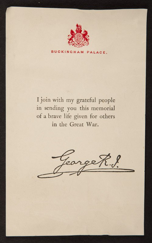 WW1_Diary's tweet photo. #OTD, 5th Nov 1918, Pte Clifford Walker of #Ossett died in hospital overseas. @WFMuseums have objects from his family in the collections that are used with school pupils to develop enquiry skills, empathy &amp; understanding of #WW1 #OssettFallen See more at https://t.co/QwxEoGlVMc https://t.co/D3Asa4euPX