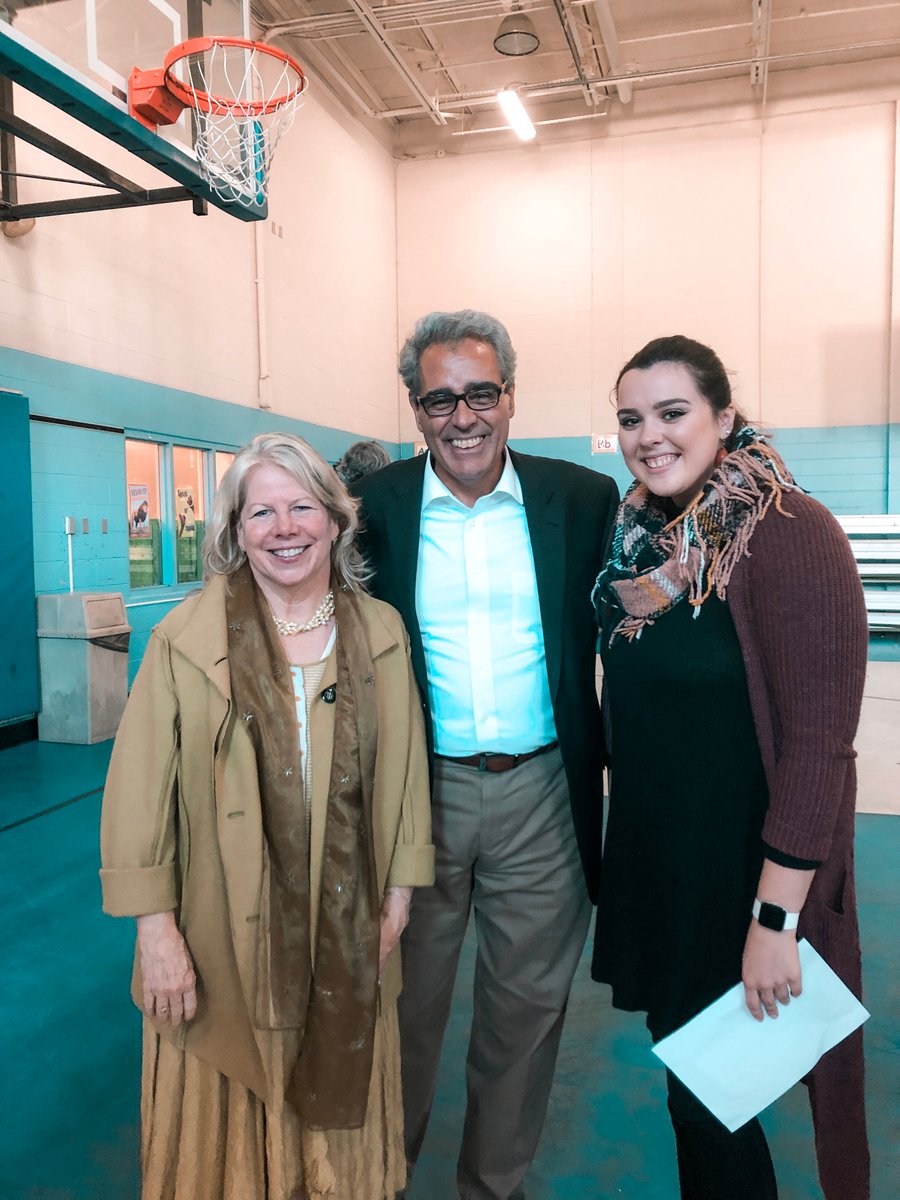 sacmeeliacenter's tweet photo. We were able to capture a few special moments from the tour on Friday. We would like to thank President Favazza and Rich Meelia for joining us. We cannot wait to continue sharing these moments with them. @SaintAnselm #EngageWithIntention #FaMeelia #CommunityEngagement https://t.co/jBJbWc0Dfs