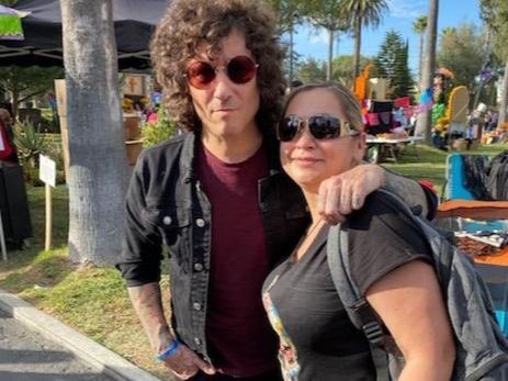bunburyuniverso's tweet photo. Enrique Bunbury asistió al festival de día de muertos en 🇺🇸, dicho evento es organizado año con año por el .@hwdforever teniendo cabida en Los Ángeles, dónde cada 2 de noviembre asisten más de 40,000 personas para presenciar el Día de muertos 🇲🇽– the Day of the Dead 🇺🇸. https://t.co/xcGrOxD6sn