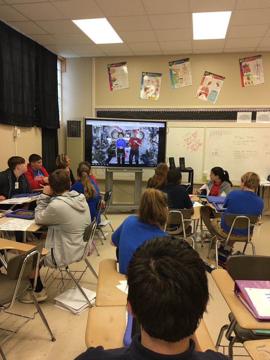 sherrydattola's tweet photo. #MSFTGlobalConnect We are using @Flipgrid to connect and learn about other cultures today! Having a blast making new friends! @CPSBschools @CPSB_TTC https://t.co/euaYMvbgNf