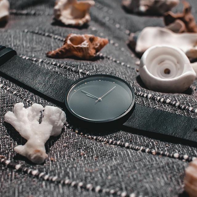 AbstraitLA's tweet photo. Blending in. ⁣
⁣
#timeless #photography #timelessbarbers #timelessuniverse #timelessbeauty #timelessworld #handmade #timeless_unlimited #timelessmusic #timelesselegance #minimalism #minimal #minimalist #minimalmood #minimalove #rsa_minimal #minimalis… https://t.co/9s54YjKam7 https://t.co/TgvDWiQB9m