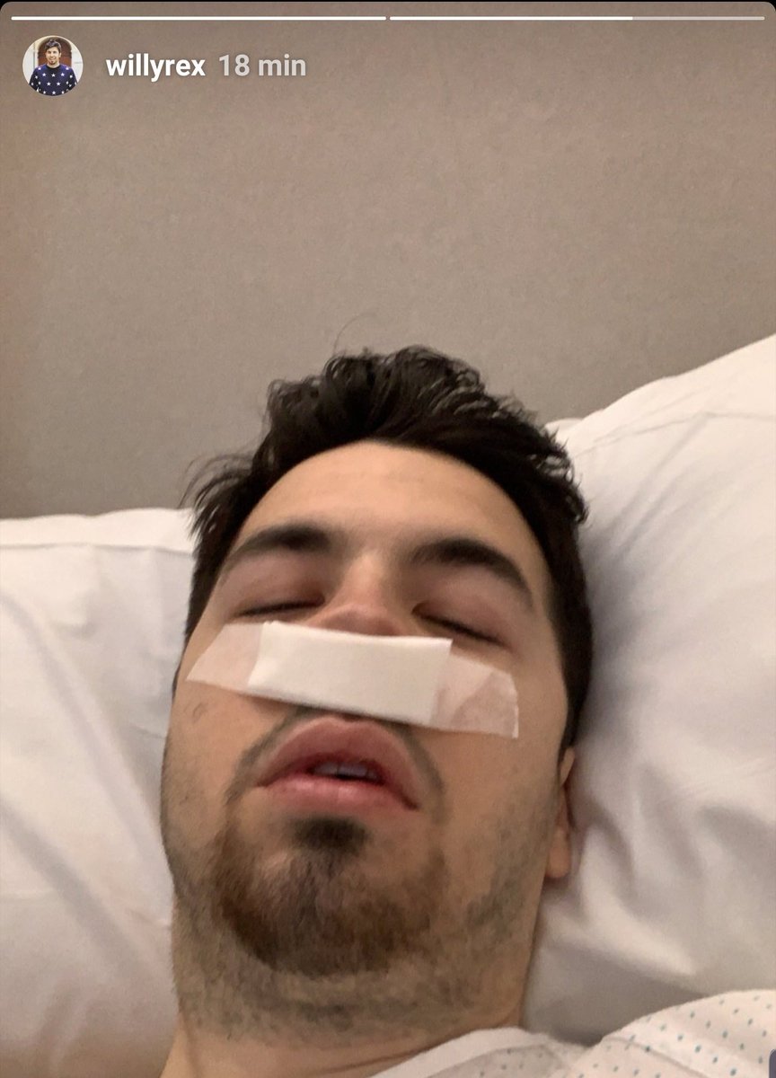 Quiero pedir una cadena de oración y un RT para masificar a mi primo Gustavo que era un tipo feliz hasta que se enfermó de Ligma, un amén es más que suficiente..
VAMOS GUSTAVO SAL ADELANTE