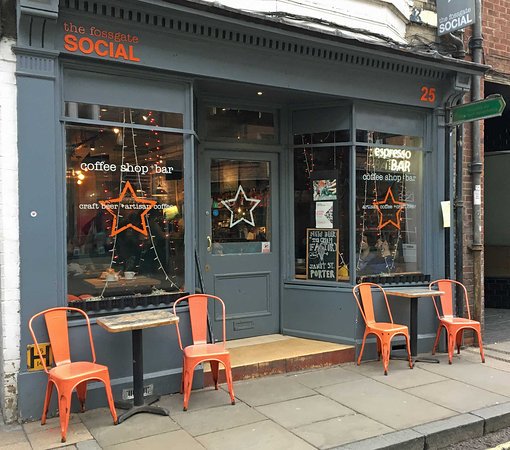 ASFFest's tweet photo. Looking for somewhere to head to after the Meet the Filmmakers social? Check out our #WhileinYork page for suggestions around the city! https://t.co/1j57kO9tkX https://t.co/9tmJRQHgaT