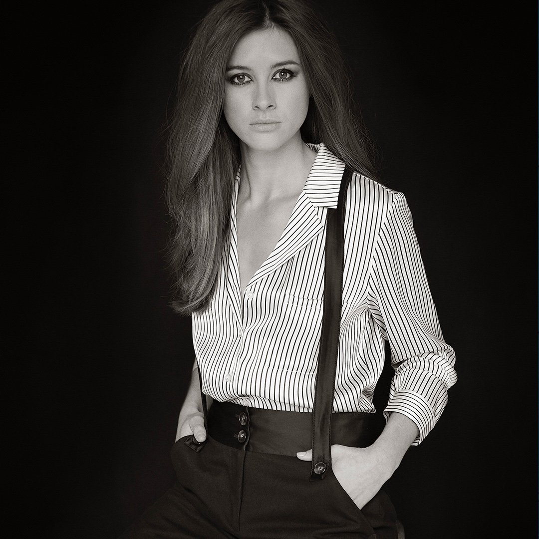 Truly (@truly_lifestyle) on Twitter photo Spotted: Actress #BrittanyAshworth <a href="/missbrittash/">Brittany Ashworth</a> wearing our Striped Silk Shirt. Style edit by <a href="/juliamaymorgan/">Julia May Morgan</a>
Shop Now: bit.ly/33kpEVF
Credit: julia-edits.com/this-week05/11…
#Truly #TrulyLifestyle #100%PureSilk #SilkPJS #Womenswear #Style #Fashion #SilkShirts #SilkNightwear Spotted: Actress #BrittanyAshworth <a href="/missbrittash/">Brittany Ashworth</a> wearing our Striped Silk Shirt. Style edit by <a href="/juliamaymorgan/">Julia May Morgan</a>
Shop Now: bit.ly/33kpEVF
Credit: julia-edits.com/this-week05/11…
#Truly #TrulyLifestyle #100%PureSilk #SilkPJS #Womenswear #Style #Fashion #SilkShirts #SilkNightwear