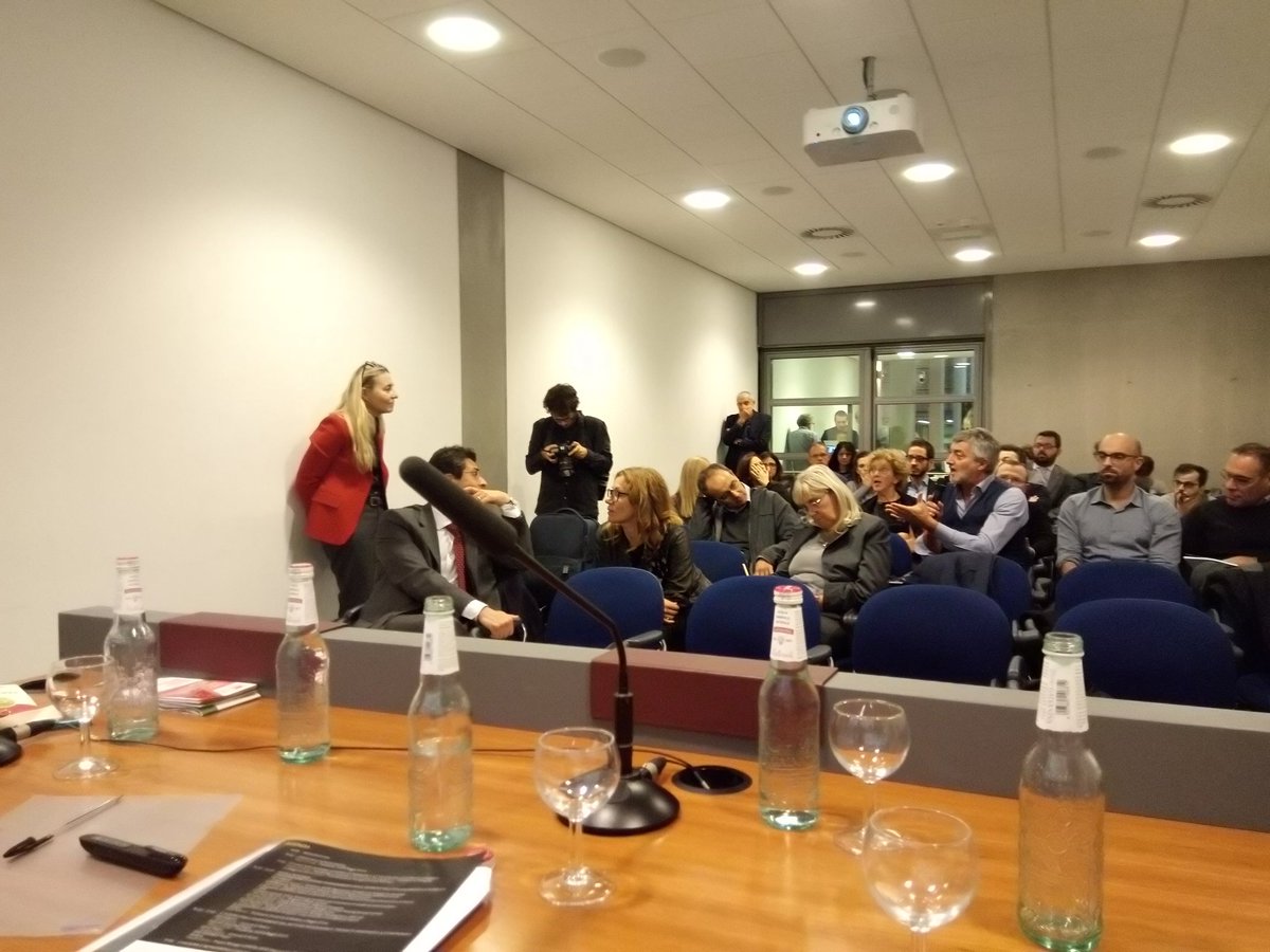 jamesthoro's tweet photo. Had fun presenting the @aster_vvh project at the financing mechanisms roundtable at the #lemonproject closing conference @VVHvzw @HousingEurope @BjornMallants https://t.co/t4ITJuMa1R