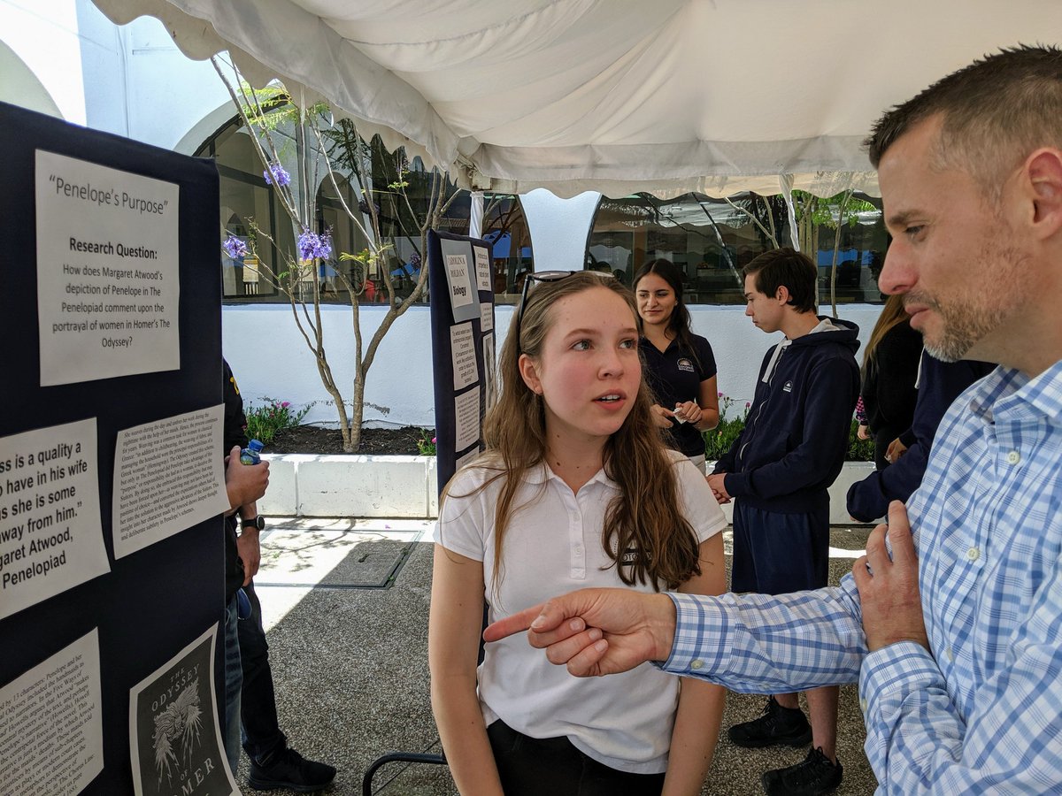 acotopaxi's tweet photo. Extended Essay Gallery Walk - showcasing a year's worth of work on an depth 4,000 word research paper, i.e.
turning passions into academic writing. #IBDiplomaProgram @brivoeller @fbordaguibel https://t.co/Fr5nYJzb8T