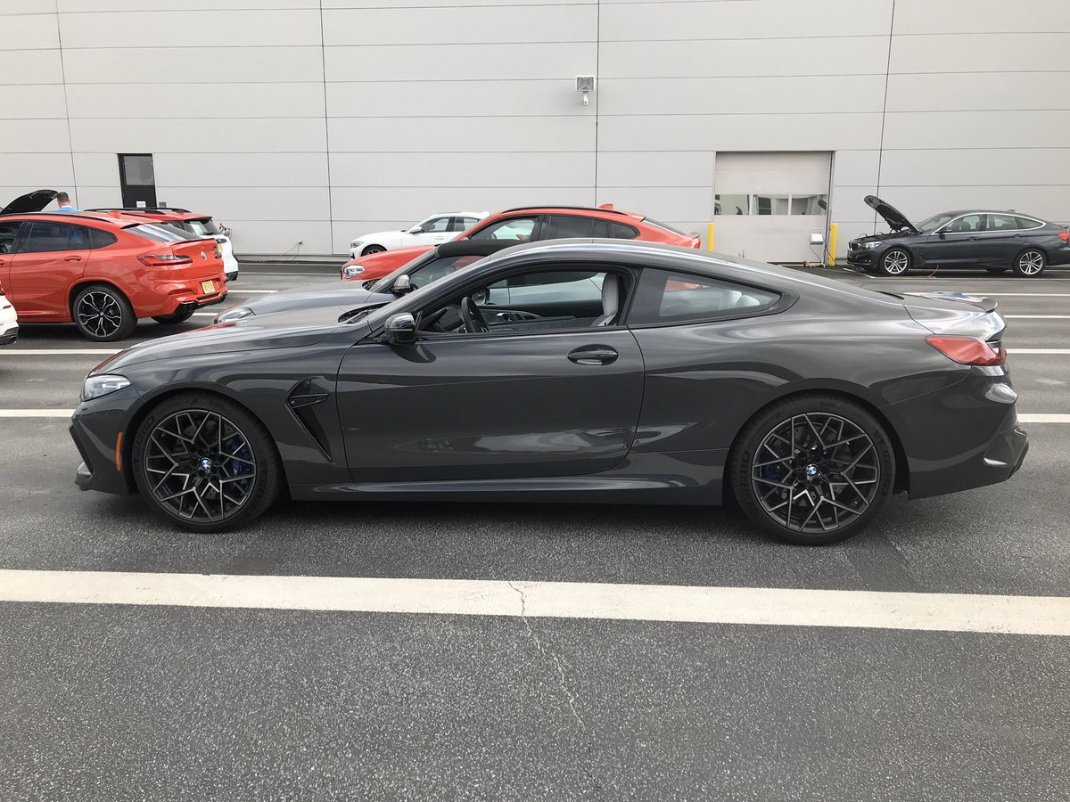 DufferRobert's tweet photo. Here’s an unpopular opinion: the BMW M8 kinda sorta maybe looks like a stretched and slimmed Ford Mustang. The similarities end there. It is the kind of machine that pushes you beyond what you thought capable. #bmwtestfest https://t.co/JEpjWTxx3n