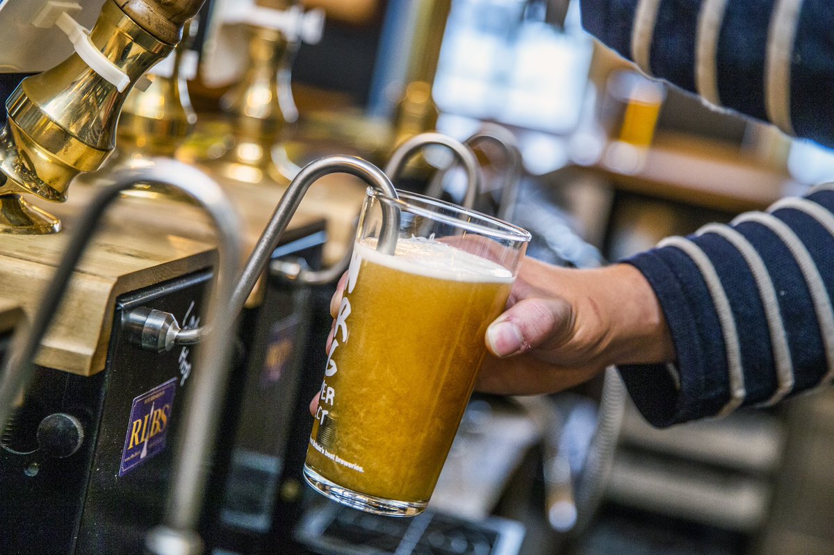 WanderingBrewer's tweet photo. ‘I’ll have a beer, cheers!’ #TuesdayThoughts #WBproject https://t.co/e07EvcZiW1