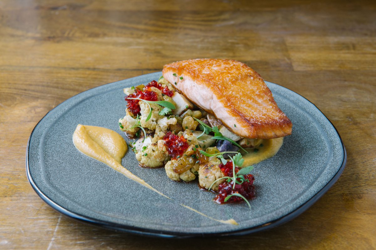 BrunswickHTL's tweet photo. Join us for Tapas Tuesday and enjoy select Half Portion sizes of apps and entrees for half off!
#brunswickhotel #brunswickmaine #visitmaine #mainething https://t.co/3Xj9orjzJF