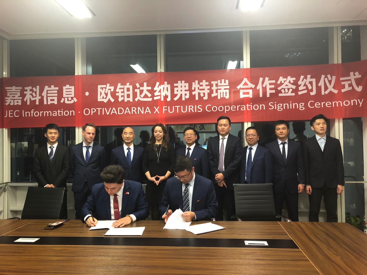 atmotrack's tweet photo. On the sidelines of the meeting between #Macron and #xijingping in #Shanghai Shanghai, Franco / Chinese cooperation is strengthened with the signing of a partnership #JecInformation #OptivaDarna #FuturisEnvironment 🇨🇳🇫🇷 #AtmoTrack #BreatheBetter #AirQuality https://t.co/HOMgTBGVDE