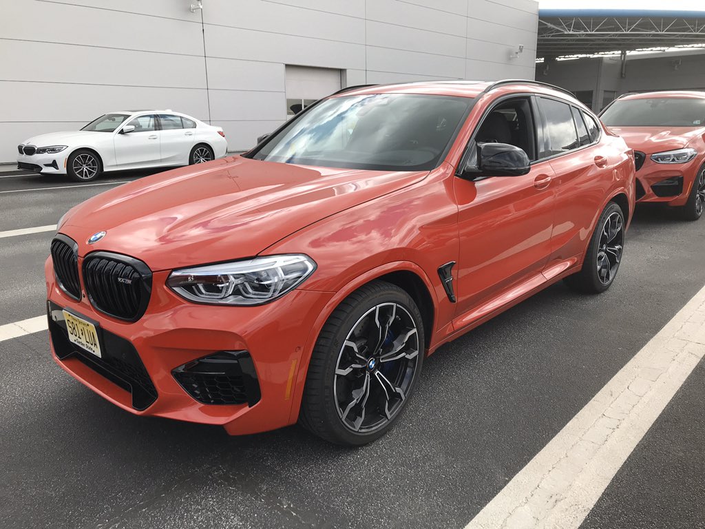 DufferRobert's tweet photo. Biggest surprise of #bmwtestfest: X4 M Competition. A crossover nearly a foot taller than any of the performance sedans and coupes out here and handles the track with grace and power. https://t.co/eK4PVB2d19