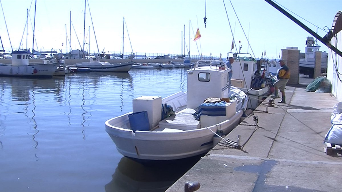 🖨▶️ Los pescadores de la Cofradía de San Pedro del Pinatar deciden en asamblea general continuar con la suspensión de la actividad para seguir protegiendo en este momento el Mar Menor, al tiempo que preparan una concentración para el miércoles ante la Consejería