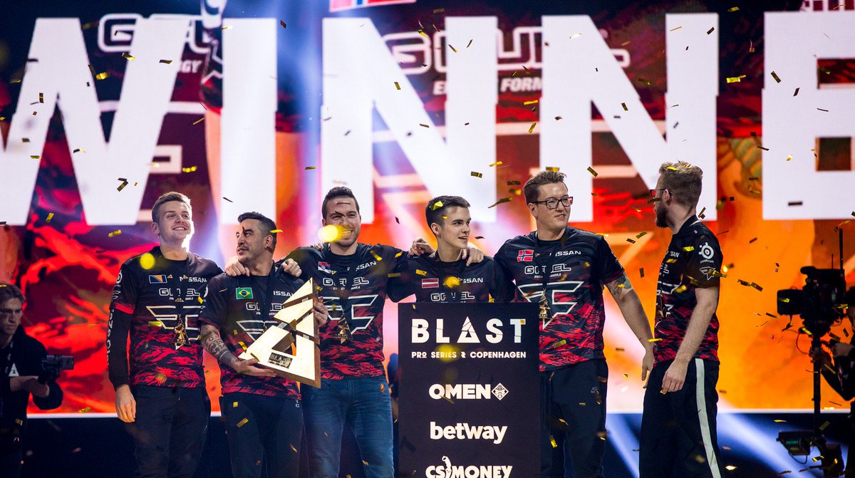 ESpot93342292's tweet photo. No passado sábado decorreu a final do torneio de CS:GO, BLAST PRO SERIES COPENHAGEN 2019, onde os FaZe Clan venceram os Ninjas in Pyjamas por um agregado de 2-0.
Link na bio📌
#espot #esports #cs #csgo #counterstrike #blast #blastproseries #fazeclan https://t.co/NzVPvN17XG