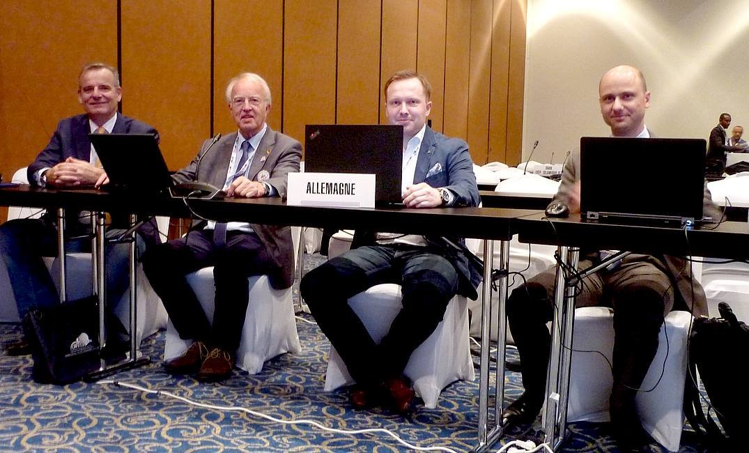dl7bst's tweet photo. Our @dk0tu member DK4VW is working hard for the #AmateurRadio bands at #ITUWRC-19 in Sharm El Sheikh, Egypt. Topics are 47 GHz band (settled), 50 MHz band (WIP), Wireless Power Transfer aka WPT (settled) and the future study of overlaps with Galileo in preparation for WRC-23. https://t.co/MQAleI3Ng3