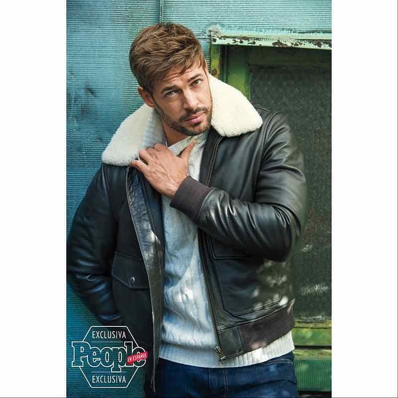 WLWParaguay's tweet photo. from @isewhitestylist -Another shot of this gorgeous star , @willylevy29 shot by @jefflipsky styled by @isewhitestylist for his new film . #brunellocucinelli cashmere sweater, leather bomber by @tommyhilfiger , jeans by @mavi #tommyhilfiger #brunellocucinelli #mavi #jefflipsky https://t.co/FinZBjNEXz
