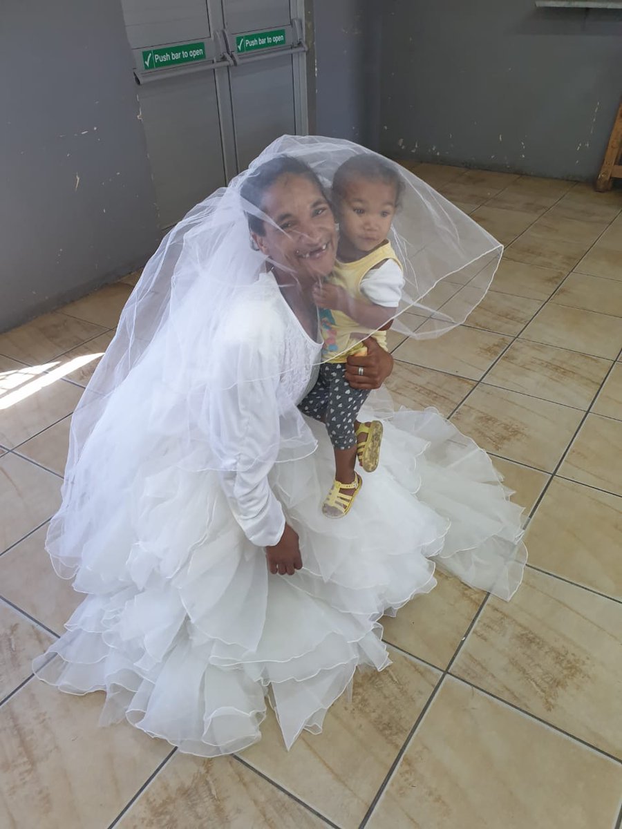 cloudrosaSA's tweet photo. A huge thanks to The Angel Gown Foundation for giving us an almost intact wedding dress today towards our material donation drive.  Our production team had so much fun dressing up.

#womenempowerment #womensupportingwomen #cloudrosa https://t.co/KXZXcUGzGZ