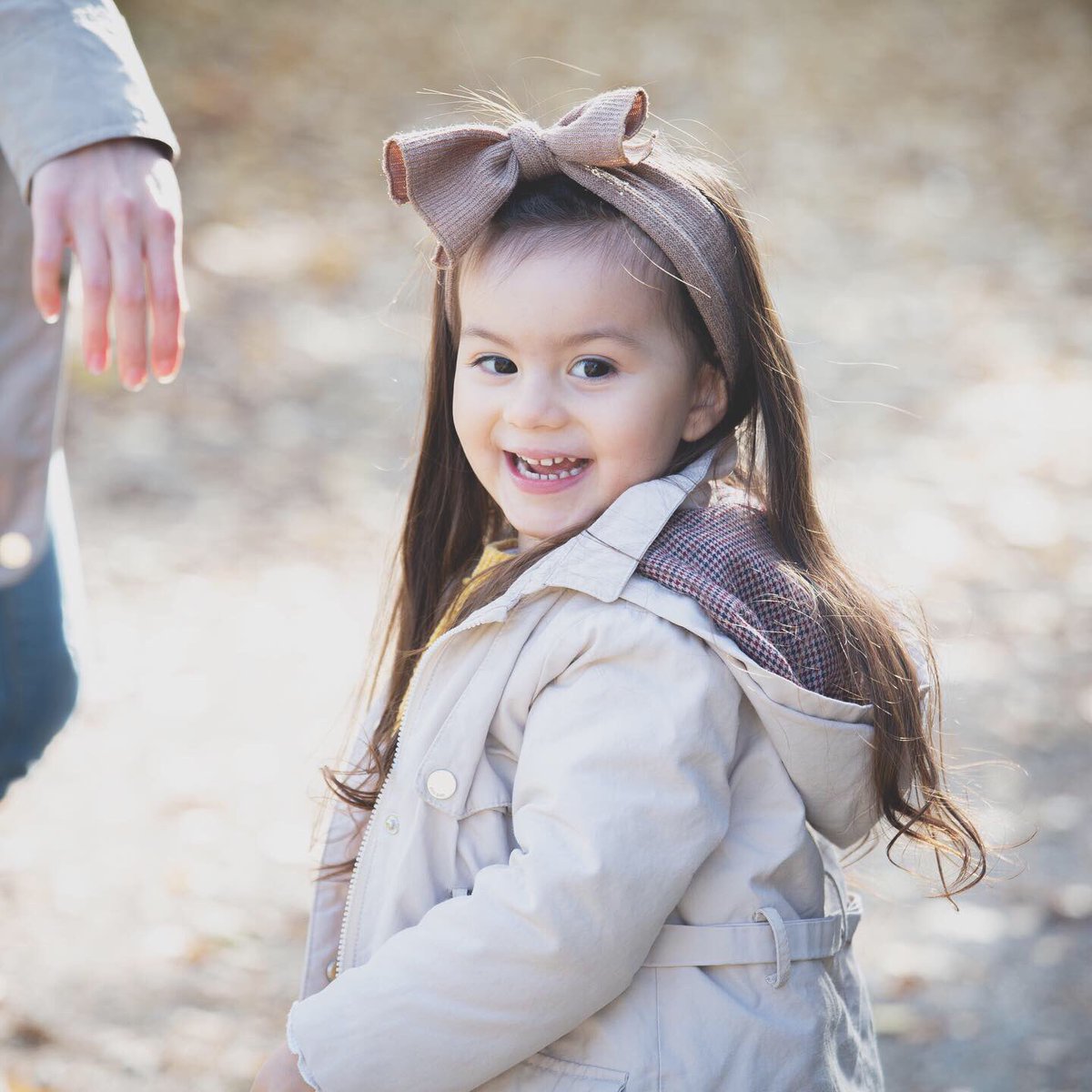 Fall photo sessions with this cutie !!! #simcoecountyontario <a href="/simcoecounty/">County of Simcoe</a> #beautiful locations all over #Tottenham #Ontario it’s truly a gem of a town