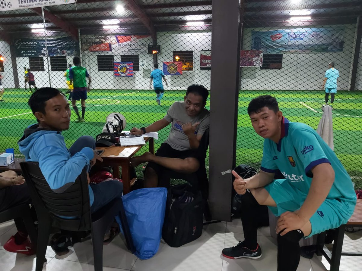 INDOBARCA_BATAM's tweet photo. .
Selasa, 5 November 2019
.
π· Dokumentasi #Funfutsal Indobarca Chapter Batam di @futsalakutahu .
.
Terima kasih semua! See u next event!
Forca Barca! π΅π΄
.
#forcabarca #chapterevent #indobarcachapterbatam
#indobarca https://t.co/NTl1rxPMfF