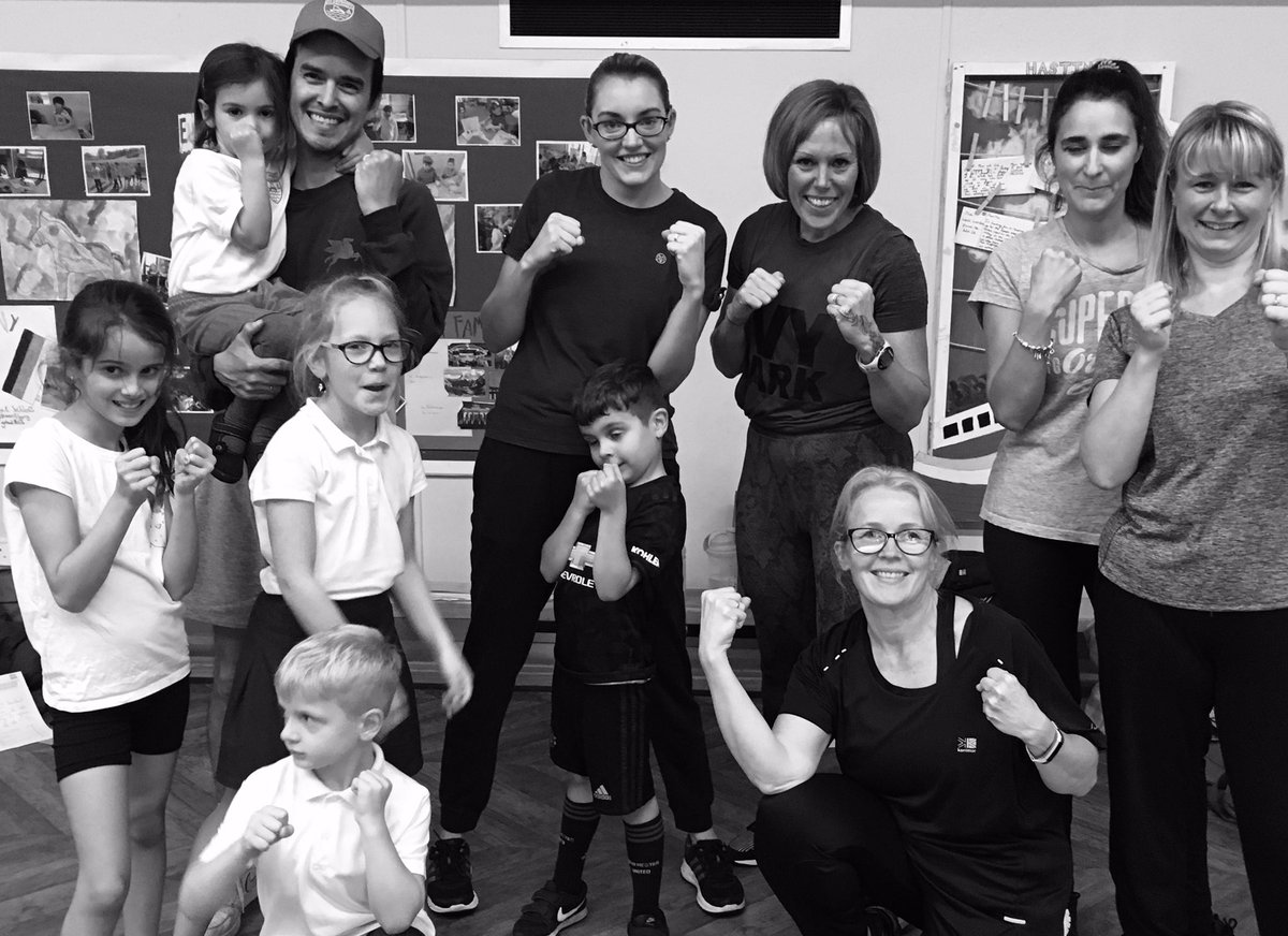 Marie_Burgess1's tweet photo. This lot are legends! ⬇️First personal challenge club ✅ Massive thank you to Sarah for running it. Well done to all those who attended. See you next week! https://t.co/NYunompSCa