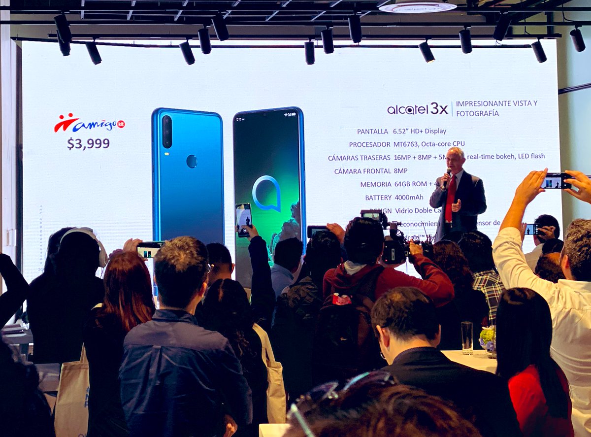 TekPulseTV's tweet photo. Llega a México #alcatel3x Un smartphone de gama media con triple cámara de 16, 8 y 5 MP con inteligencia artificial, pantalla de 6.5” en full view, 64 /128 Gb de almacenamiento y 4 / 6 Gb en RAM. Costo: $3,999 y estará disponible desde esta semana. https://t.co/2pM45JGBne