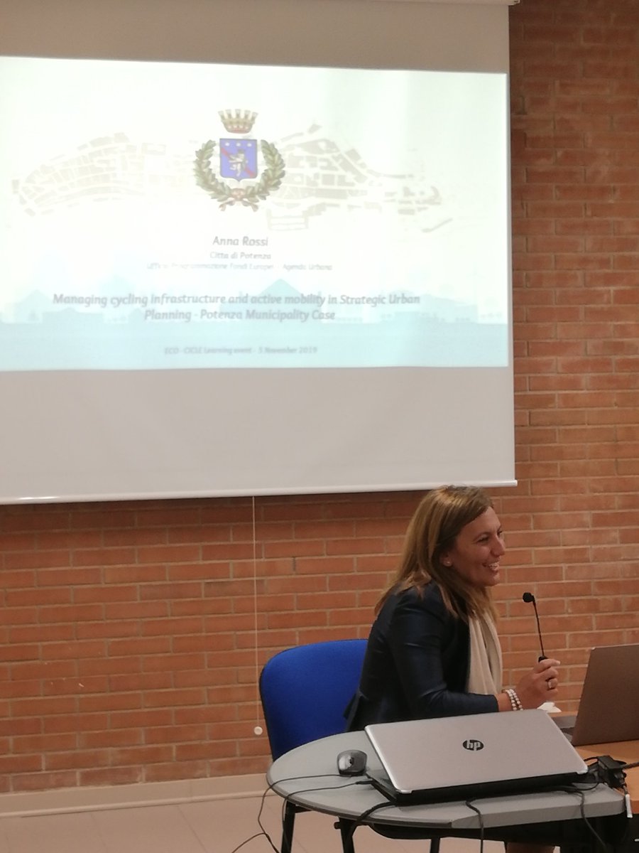 UNIBAS_lisut's tweet photo. @annarossi__ar: Potenza si sta immaginando come hub intermodale al servizio di una intera regione. La mobilità sostenibile e intelligente è parte integrante di questa visione, così come il collegamento delle aree verdi. Il progetto ciclabile quota l'11% dell'intero programma https://t.co/PGIs1pUEQy