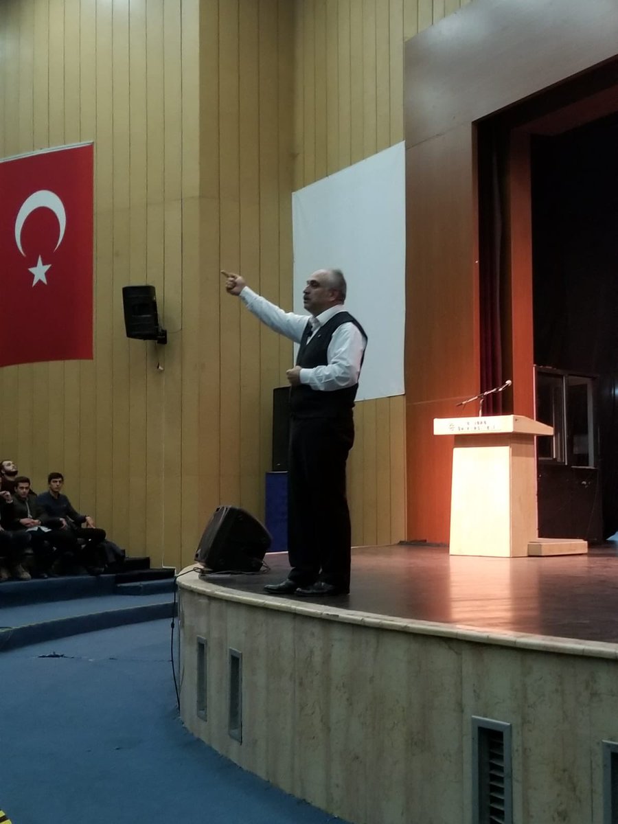 UMET571's tweet photo. @ihsanfazlioglu hocamız başta olmak üzere konferansımıza teşrif eden herkese teşekkür ederiz.Bir sonraki programımızda görüşmek dileğiyle... https://t.co/xtSU4seuiA