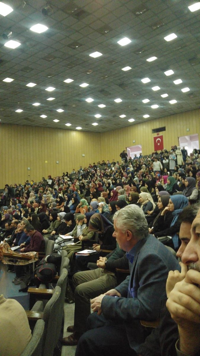 UMET571's tweet photo. @ihsanfazlioglu hocamız başta olmak üzere konferansımıza teşrif eden herkese teşekkür ederiz.Bir sonraki programımızda görüşmek dileğiyle... https://t.co/xtSU4seuiA