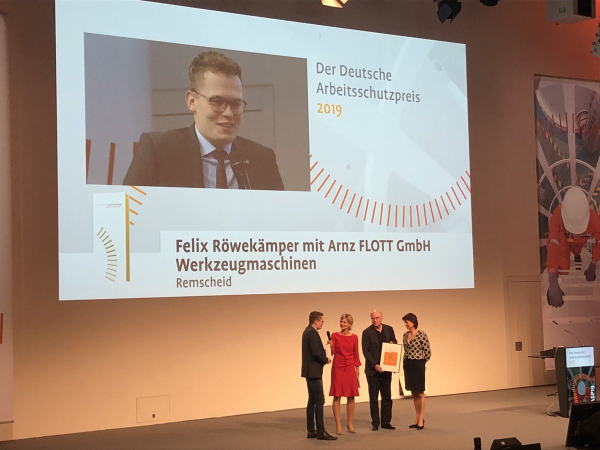 MickiSchleich's tweet image. Mit 21 Jahren der Deutschen Arbeitsschutzpreis gewonnen. 
Glückwunsch. #DASP19 #BGHM
