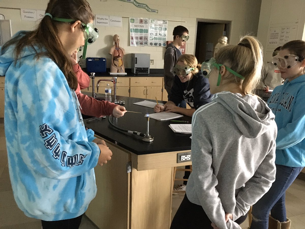 GerbeMHS's tweet photo. Flame Test Lab! https://t.co/XGN8u9PjuK