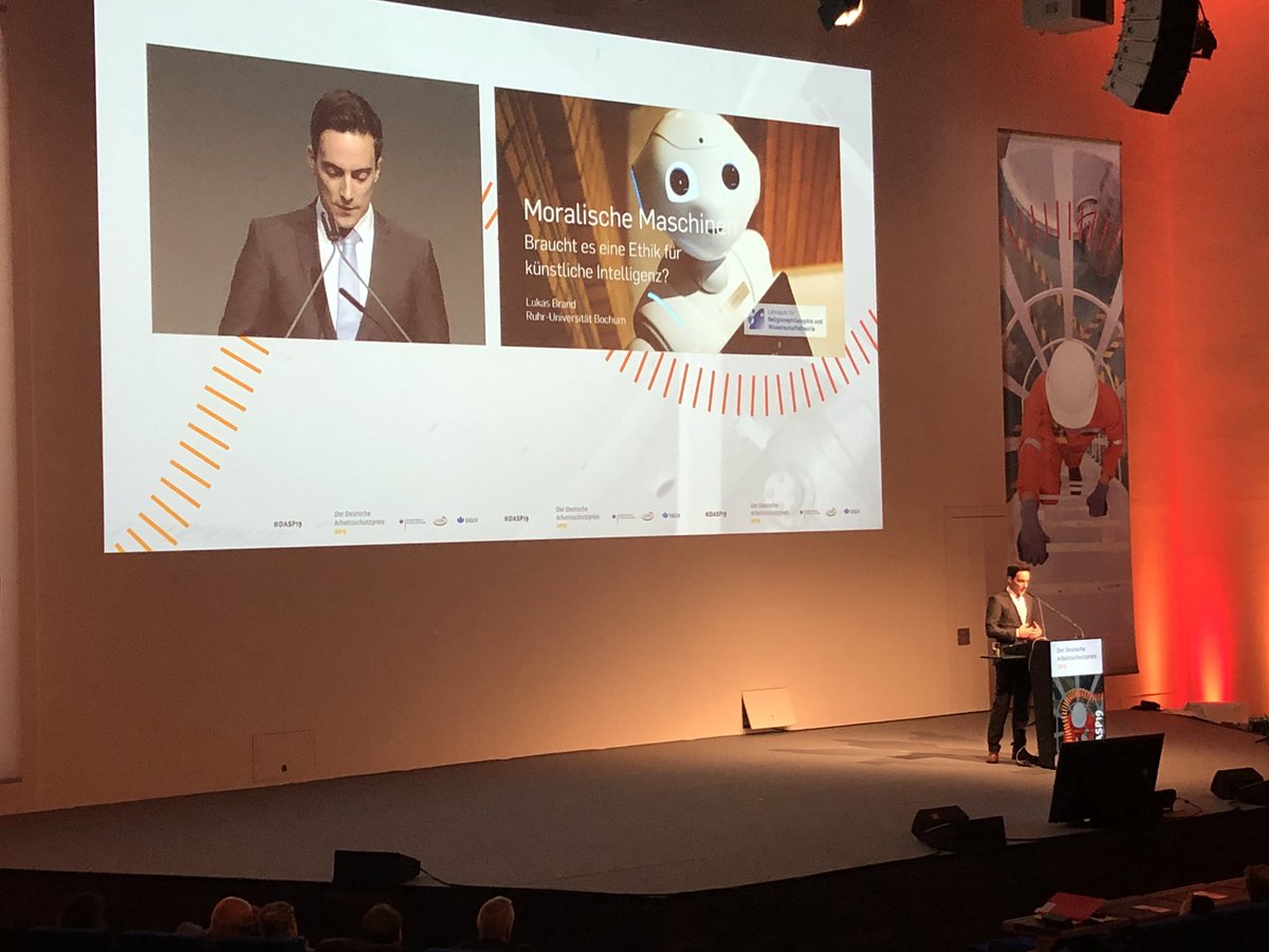 MickiSchleich's tweet image. Moralische Maschinen???
#DASP19