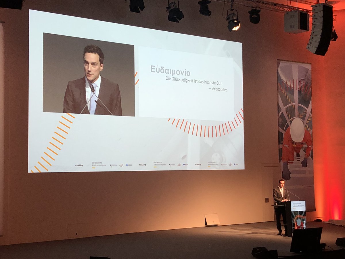 MickiSchleich's tweet image. Moralische Maschinen???
#DASP19