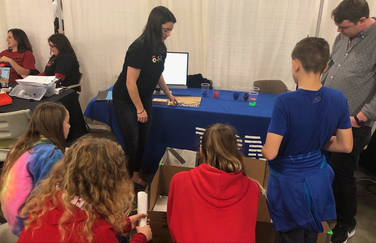 RocketCenterWV tweet media