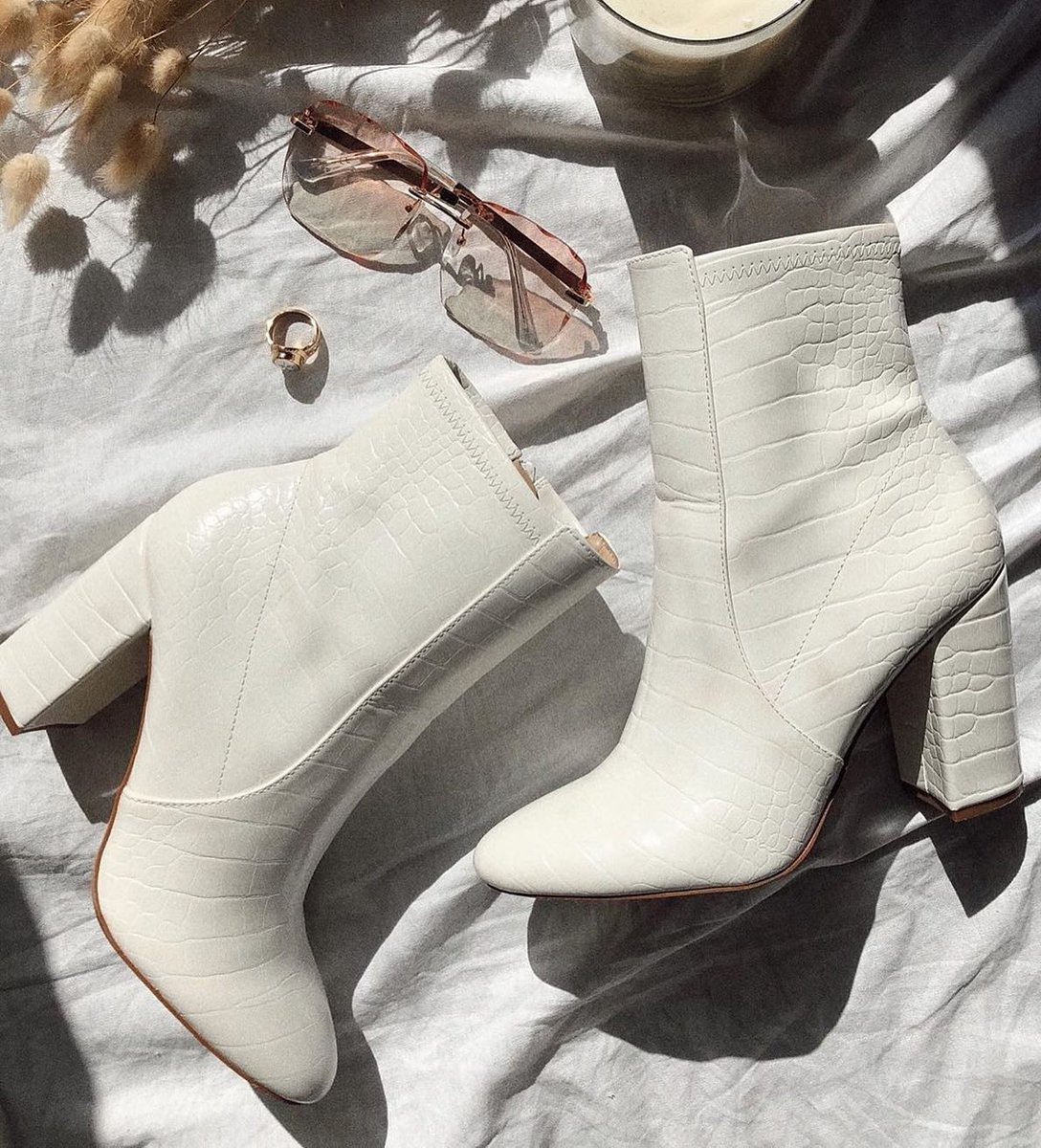 aldo white boot