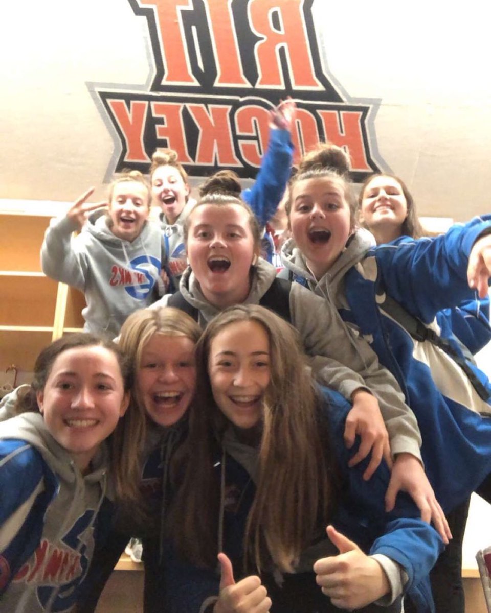 PhotoboxxMe's tweet photo. 240+ #rocfireonice photos were printed at the @VisitRochester Fire on Ice girl's hockey tournament last weekend! 🏒🥅The tournament generated over 346,000+ impressions on Instagram and Twitter! 🙌 https://t.co/LApfBEbVVy