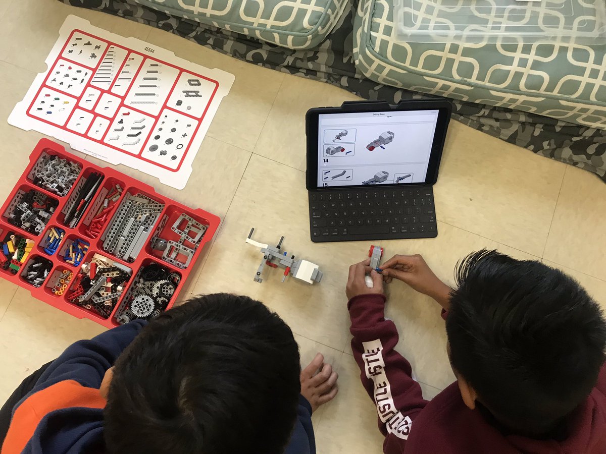 MarisolAnguita's tweet image. Robotics on a rainy day, why not? @LewisvilleES 4th &amp;amp; 5th grade GT. @jrodriguezLES #lisdgt #poniesturn10