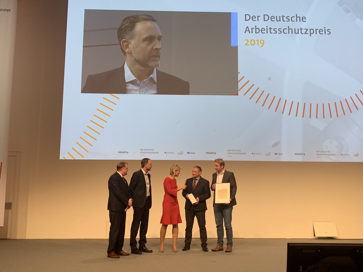 W_Eichendorf's tweet image. Ein Preis für Gaming beim #DASP19 - RWE Power gewinnt die Kategorie „kulturell“ mit einem Spiel für mehr Sicherheit! #aplusa2019