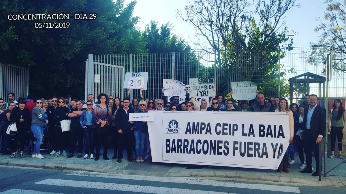 AmpaBaia's tweet photo. CONCENTRACIÓN - DÍA 29
05/11/2019
Empezamos nueva semana.
Hemos conseguido la licitación para realizar el Proyecto definitivo y poder licitar las obras de construcción.
No pararemos hasta conseguirlo, vamos por buen camino 💪
#NoVamosAPara
#PlanEdificantYa
#MasUnidosQueNunca https://t.co/LKyo4Tlb7X