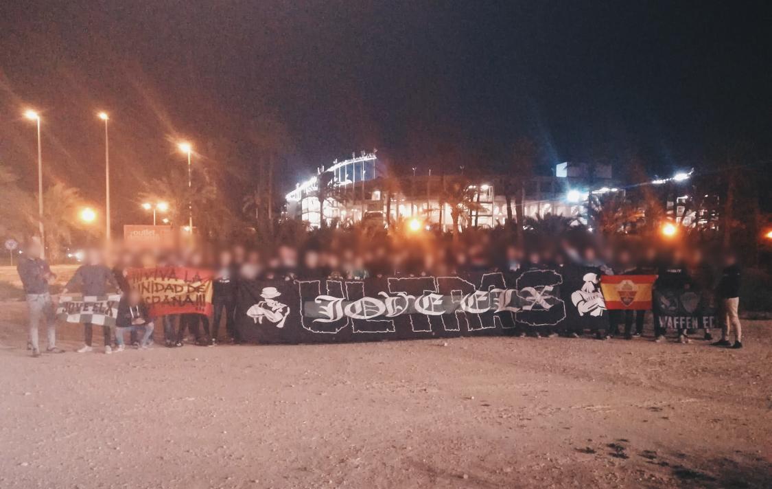 Hoolsesp's tweet photo. Elche-Mirandes https://t.co/0eTwEJfMXK